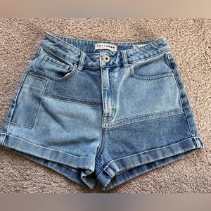 Bullhead PacSun Patched Denim MOM  Jean Short